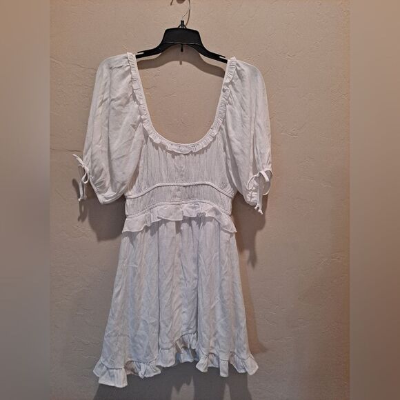Trixxi Women’s Short White Tie Sleeve Mini Dress Size Small. New Conditi… - Picture 3 of 5